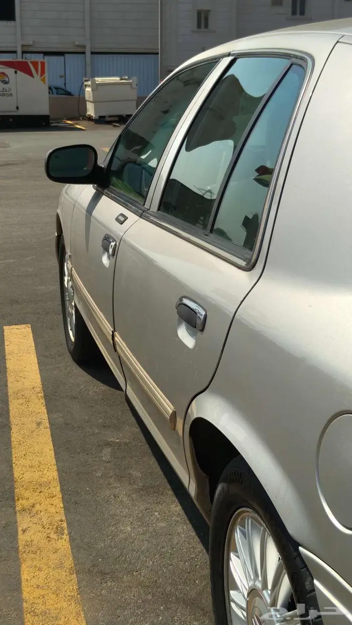 فورد جراند ماركيز 2009 9