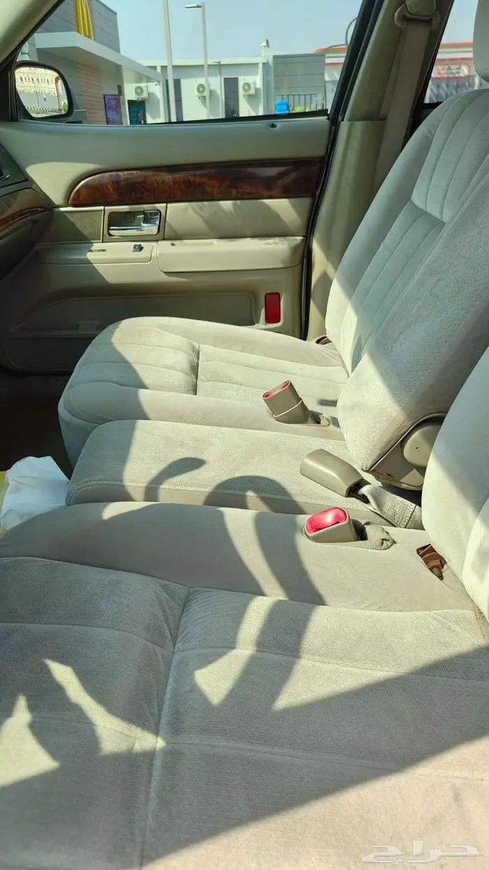 فورد جراند ماركيز 2009 22