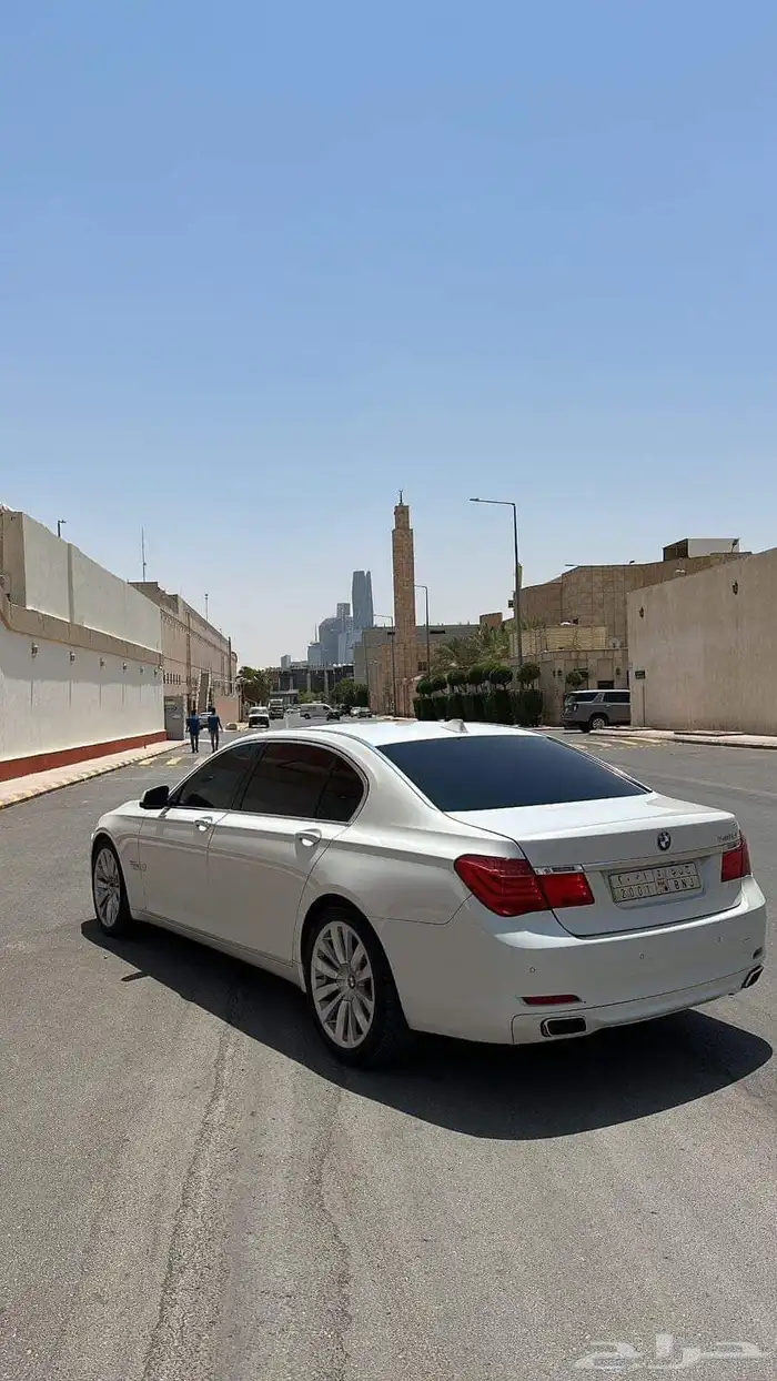 بي إم دبليو 0