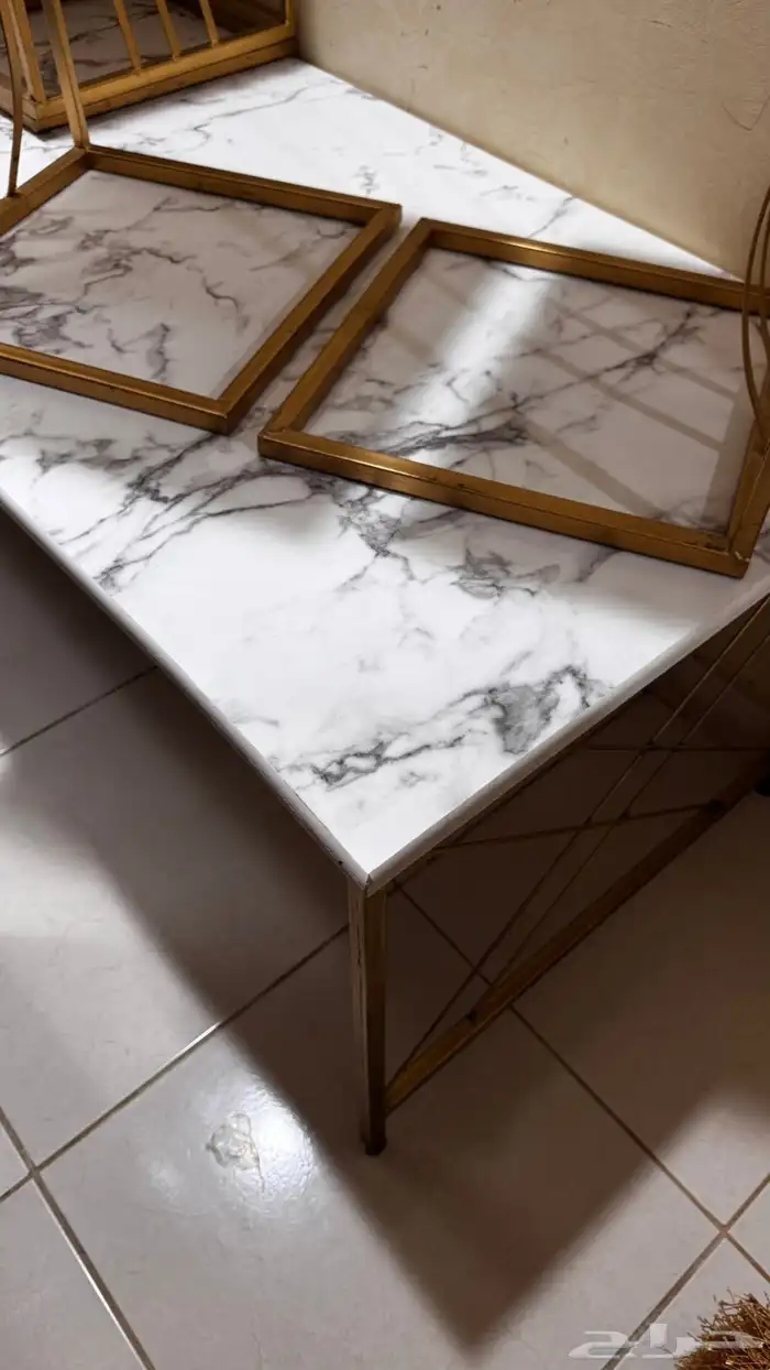 طاوله مرتفعه و4 طولت خدمه 0