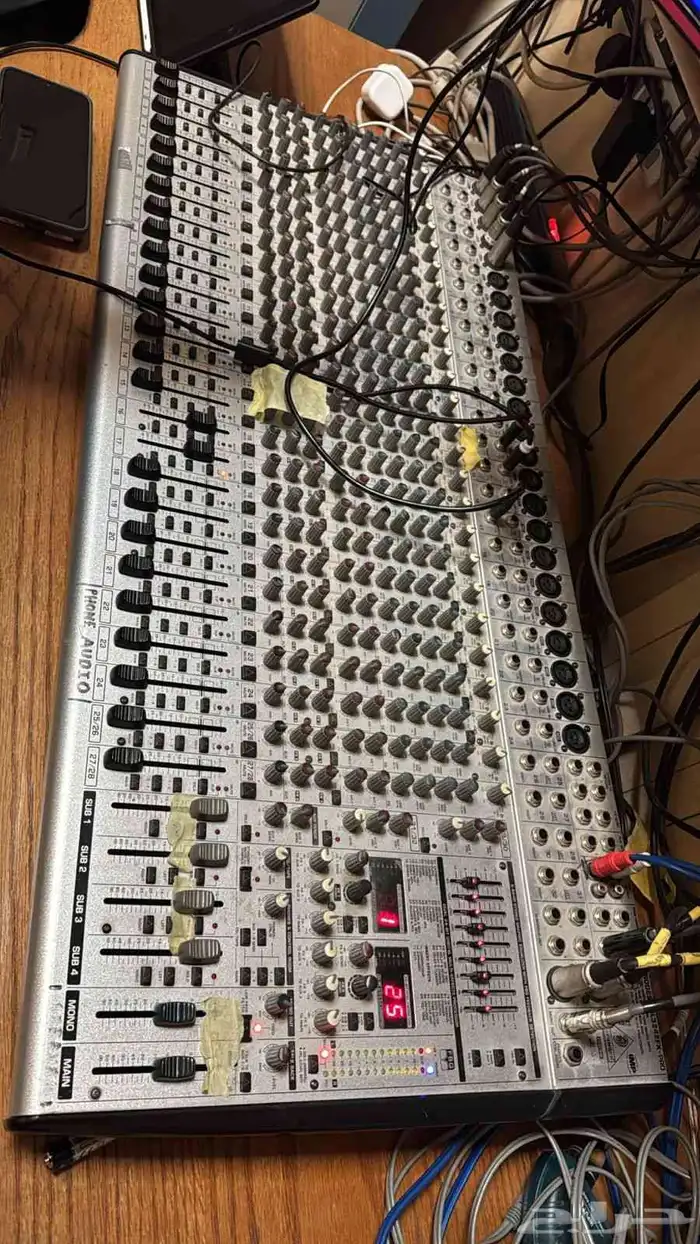 سماعات وميكسر وسيوف للايجار 7