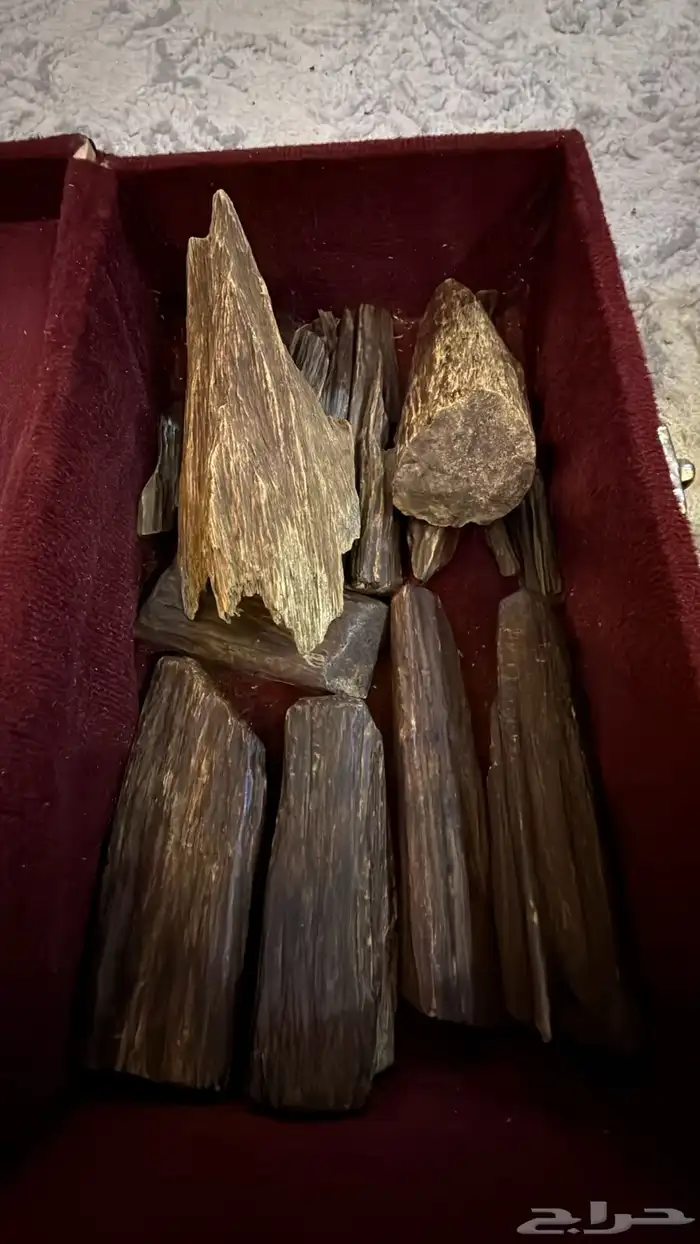 عود بخور قديم صكوك. 0