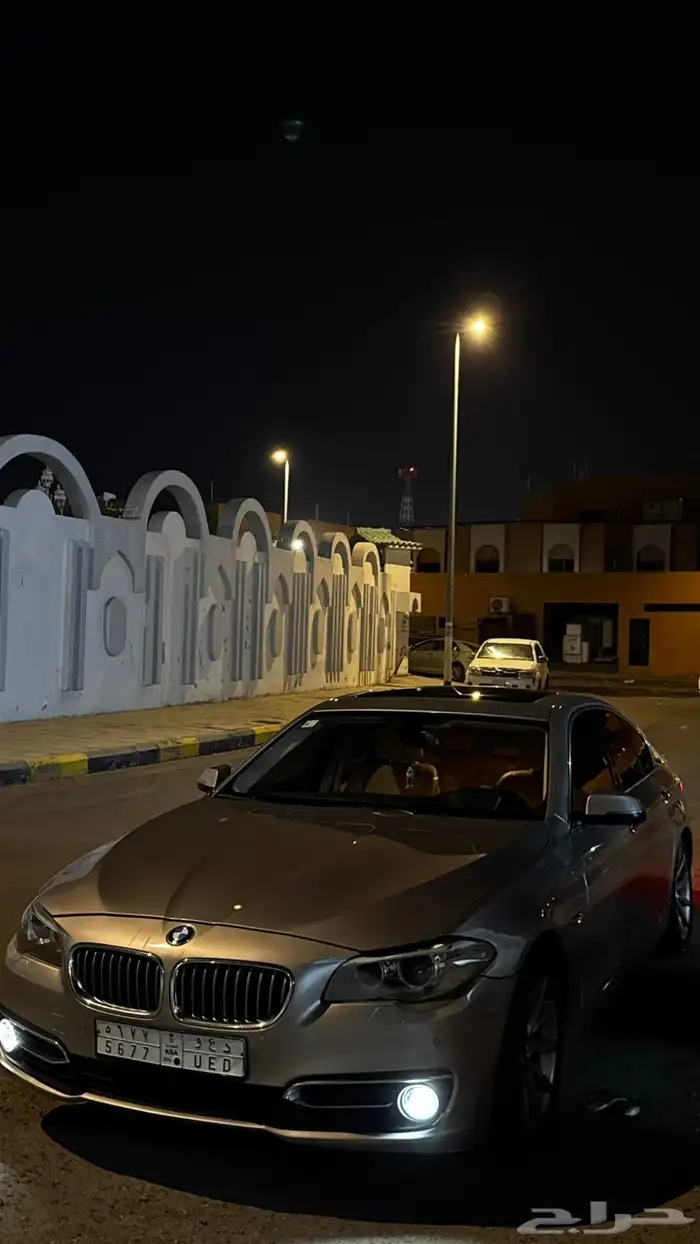 بي ام دبليو Bmw 520i (f10) 2015 Luxury 3