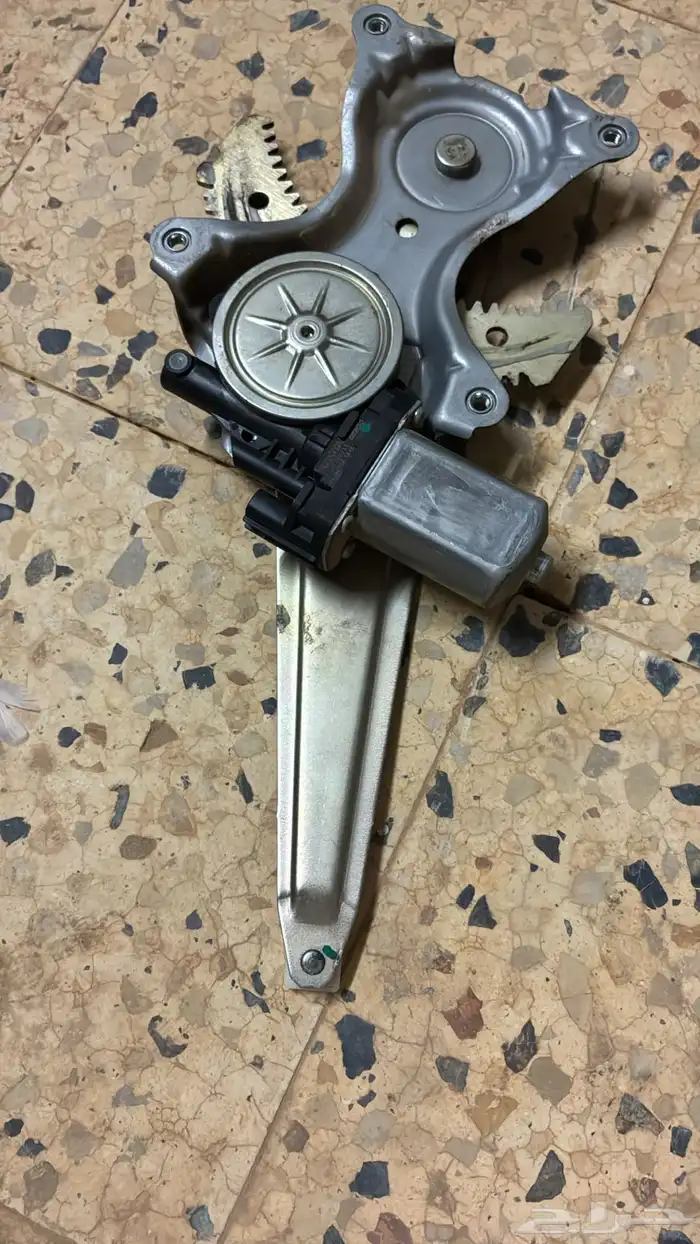 قطع غيار تايوتا 8