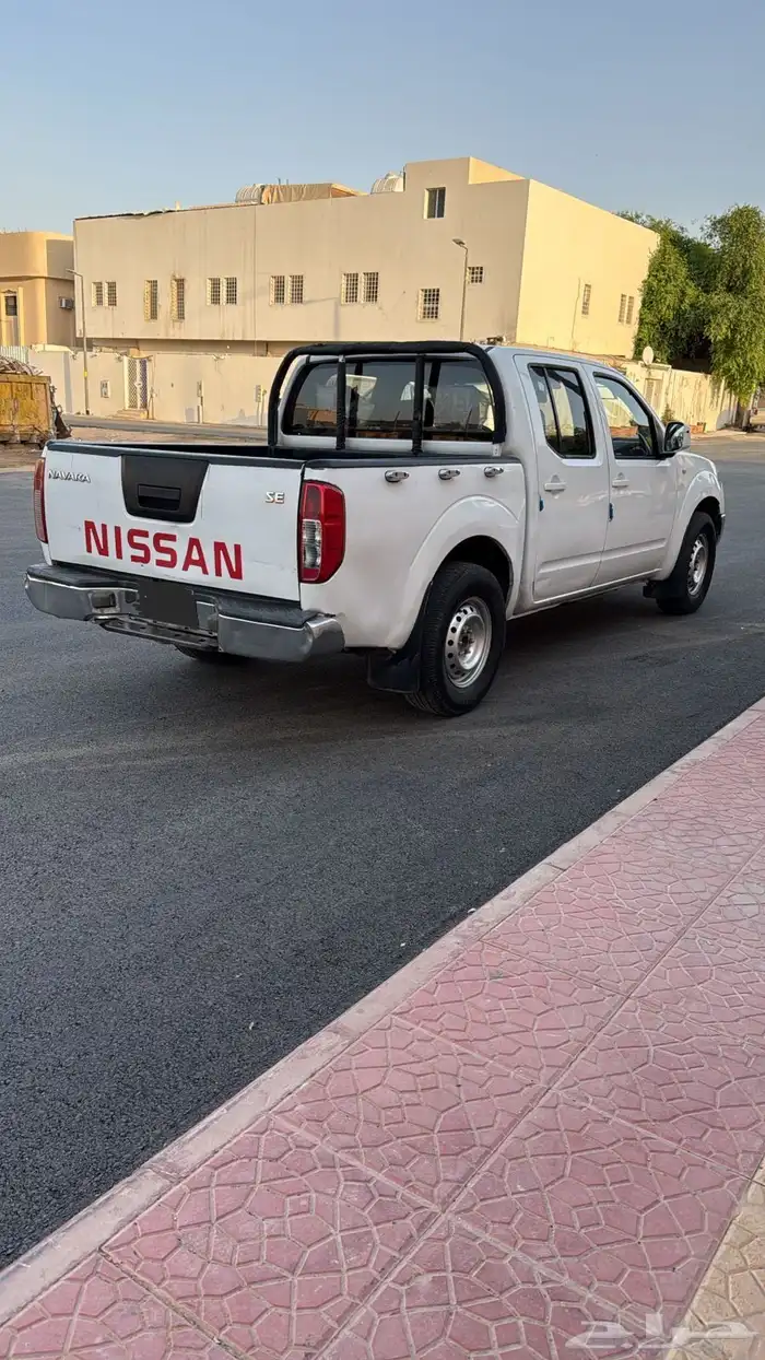 نافارا للبيع 2010 2
