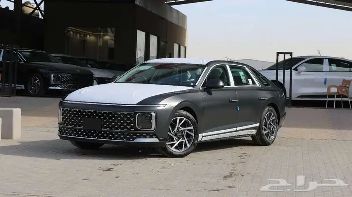هيونداي ازيرا 2025  2026 كاش وتقسيط 4