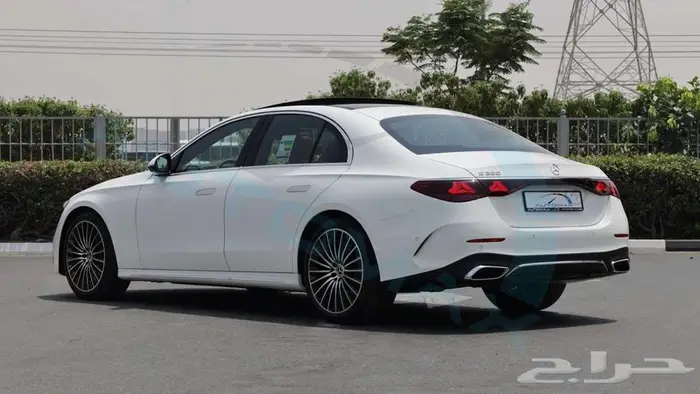 مرسيدس E 200 AMG خليجي 2026 اصفار ضمان الوكيل 4