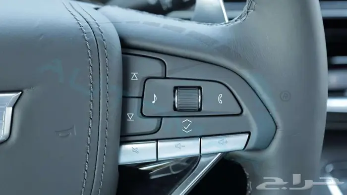 كاديلك اسكاليد V 2024 جديدة اصفار مع ضمان 11