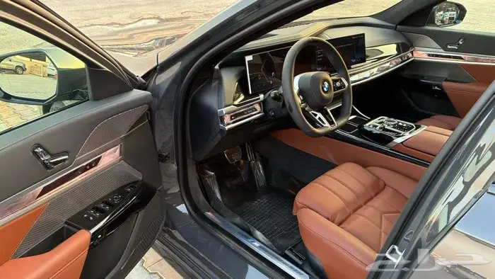 بي أم دبليو 735i موديل 2026 فل كامل أند فجول جديد M Kit 11