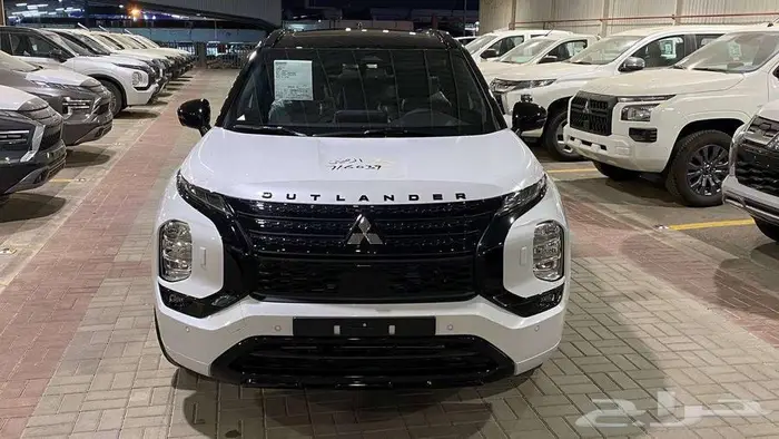 ميتسوبيشي اوتلاندر بلاك سام فل موديل 2025 0