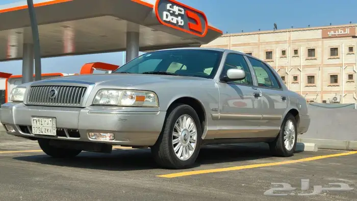 فورد جراند ماركيز 2009 3