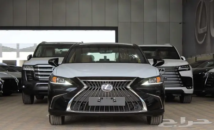 لكزس - ES250 لاكجيري - 2025 - نص فل - خليجي 0