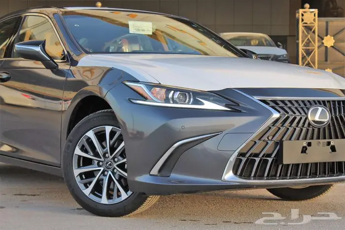 لكزس - ES250 AA-خليجي-2025-جناح-تشغيل عن بعد-ازياق جانبيه- 2