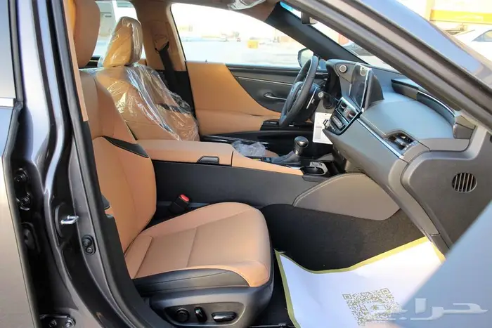 لكزس - ES250 AA -خليجي-2025-جناح-تشغيل عن بعد-ازياق جانبيه 11