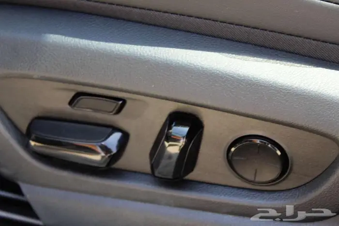 لكزس - ES300 Bh هايبرد -2025- نص فل- خليجي 12