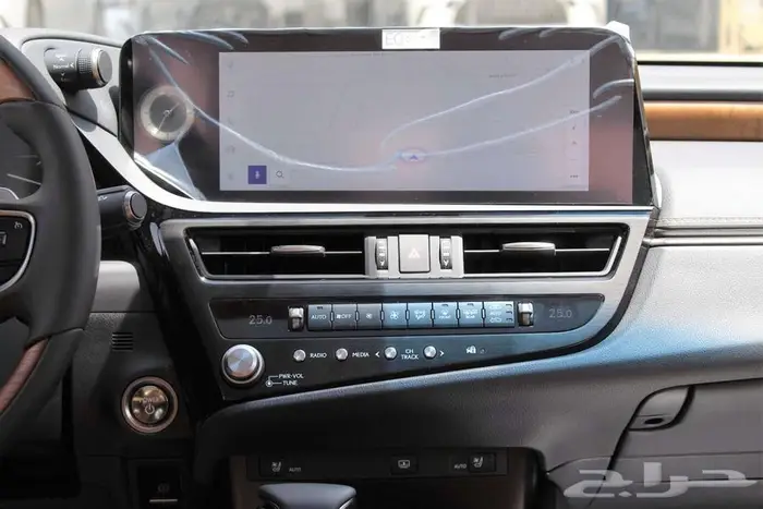 لكزس - ES300 Bh هايبرد -2025- نص فل- خليجي 21