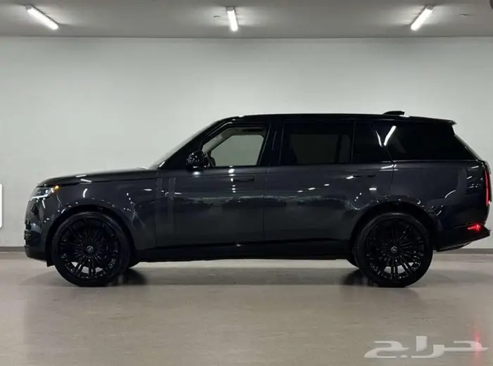 رنج روفر 2024 P530 لقطة 6