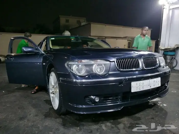 بي ام 745Li 17