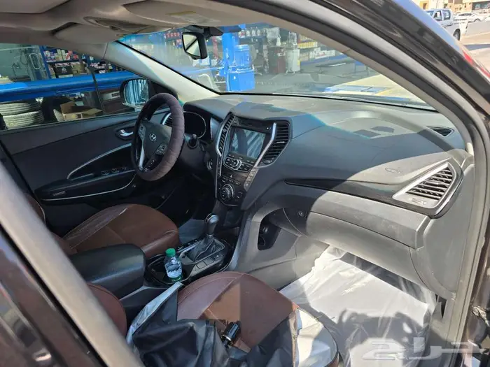 Hyundai Grand Santa Fe 3