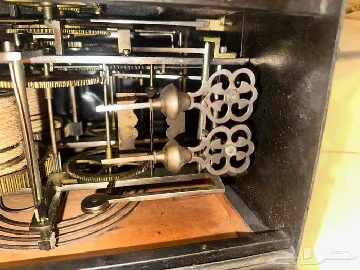 ساعات انتيك (تم البيع) antique clock 8