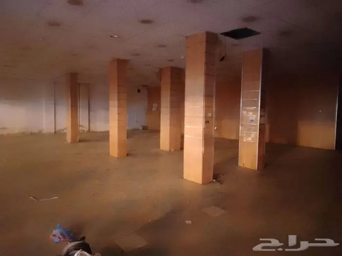 معارض للأيجار في حي الشميسي 3