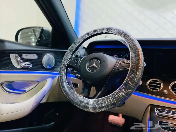 مرسيدس E300 2018 27