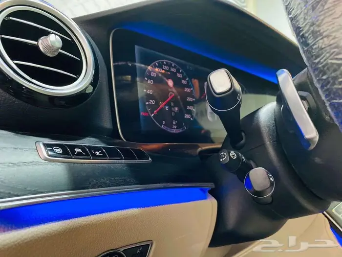 مرسيدس E300 2018 22