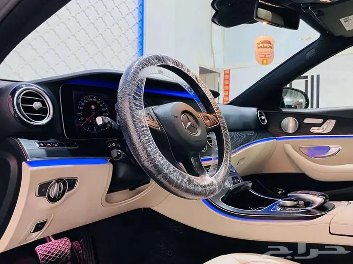 مرسيدس E300 2018 15