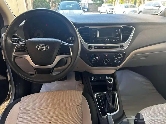 HYUNDAI ACCENT 2021 Standart 6