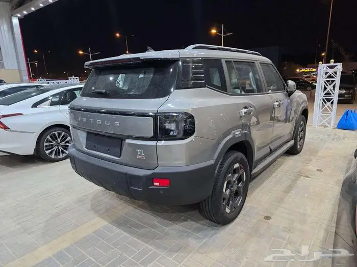 جيتور تي 1 فئة لاكجري 2025 كاش واقساط 3