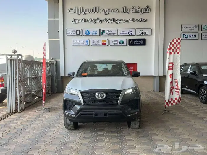 تويوتا فور تشنر GX2 دبل وبدون بنزين سعودي موديل 2025 3