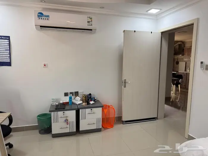 أثاث مستعمل 1