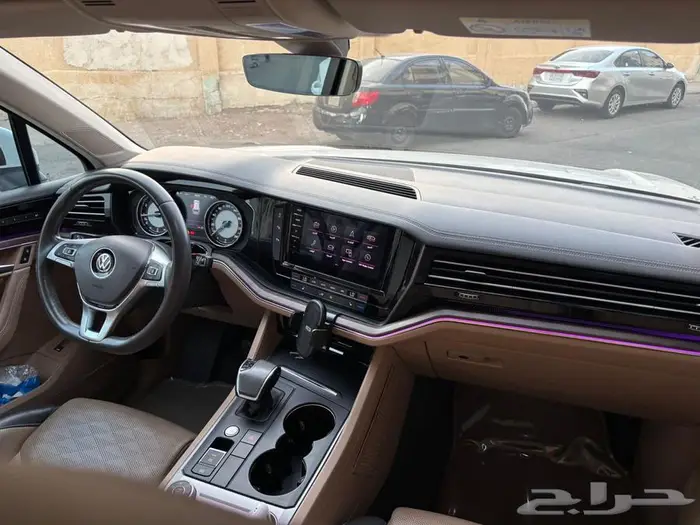 فولكس فاجن طوارق 2018 V6 نص فل R-Line   نظيفة جد ا 8