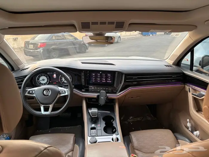 فولكس فاجن طوارق 2018 V6 نص فل R-Line   نظيفة جد ا 12