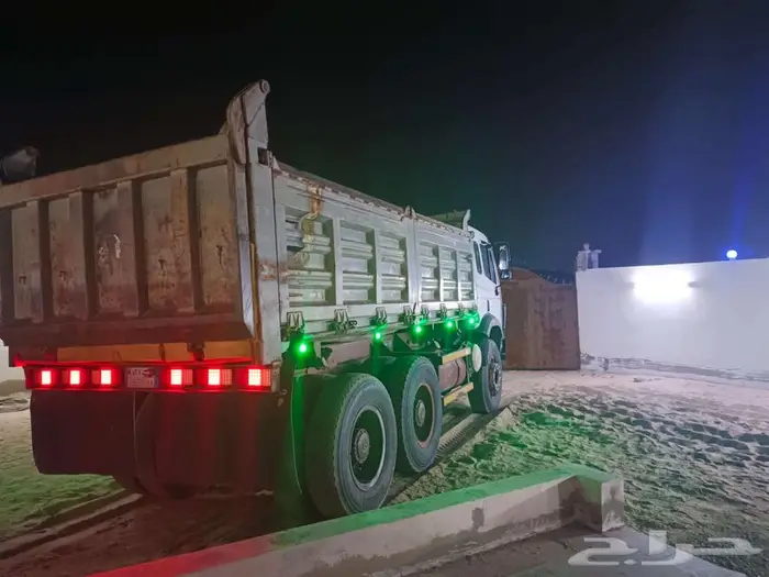 للبيع قلاب سكس ال بي موديل 1992 8