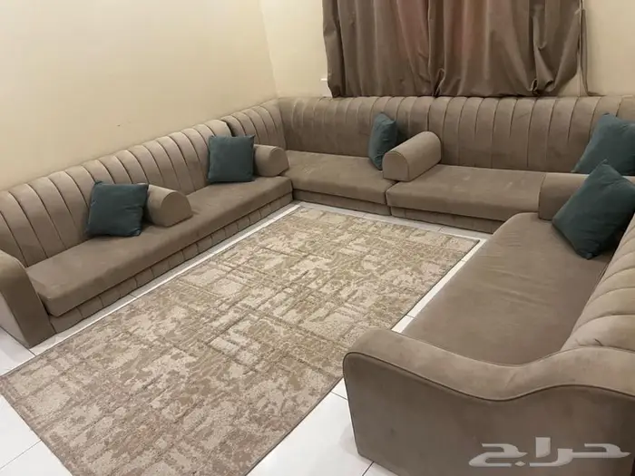 أبوعريش شارع الصناعيه حي الورود 1