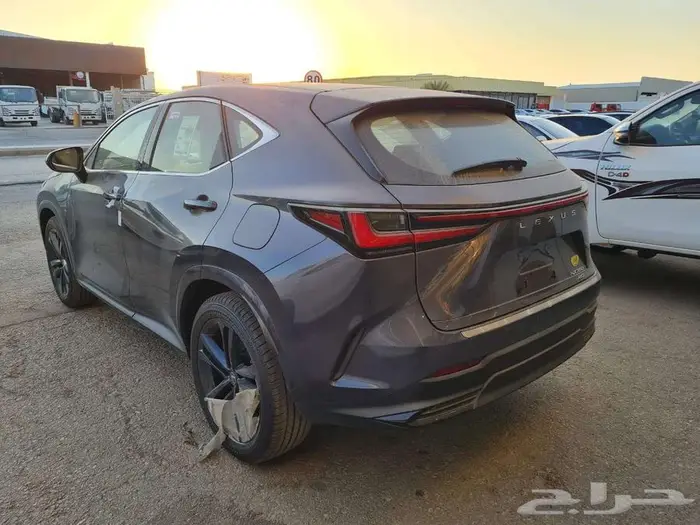 لكزس NX350 AA بنزين 2026 - عرض الجزيرة - بدون فوائد 3