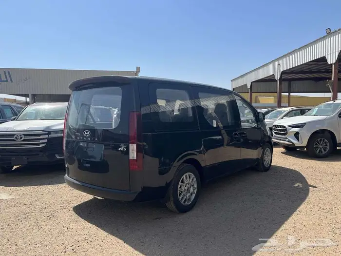 هيونداي ستاريا 9 ركاب 2025 نقد وتقسيط 3