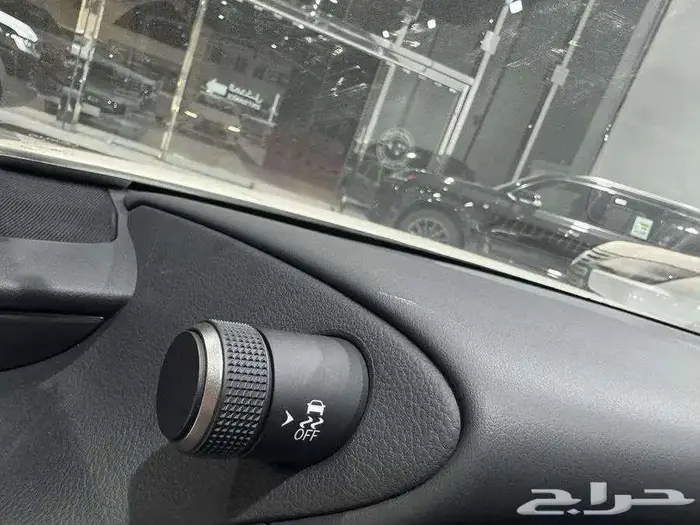 لكزس ES 350 استاندر بريمي فتحة سقف 2025 10