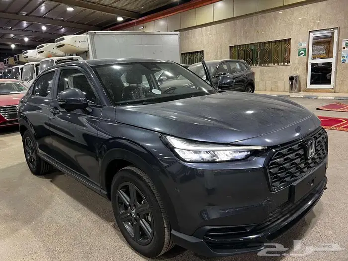 هوندا-HRV-LX-نص فل-2025-85000-شامل-كاش-تقسيط-بنوك-شركات 1