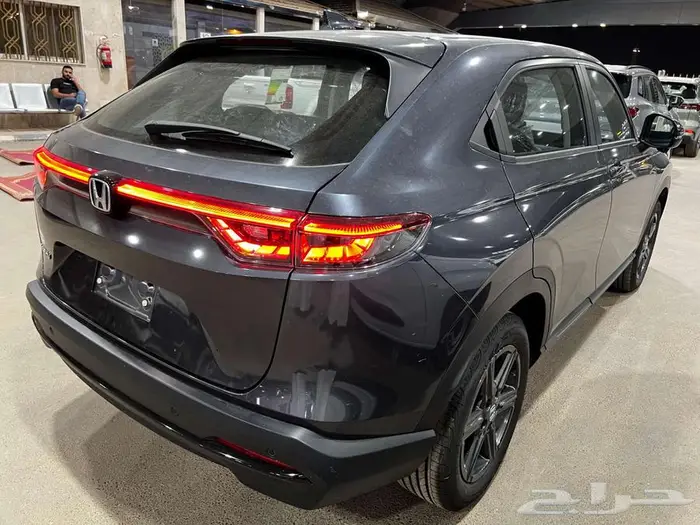 هوندا-HRV-LX-نص فل-2025-85000-شامل-كاش-تقسيط-بنوك-شركات 3