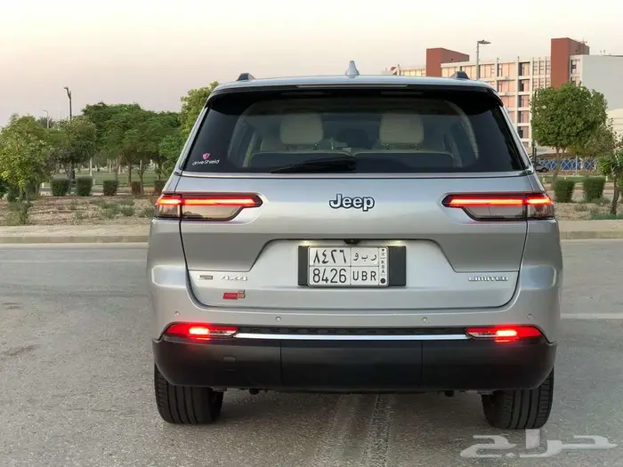 جراند شيروكي 2022 فل كامل ليميتد بدي وكالة مخزن 2