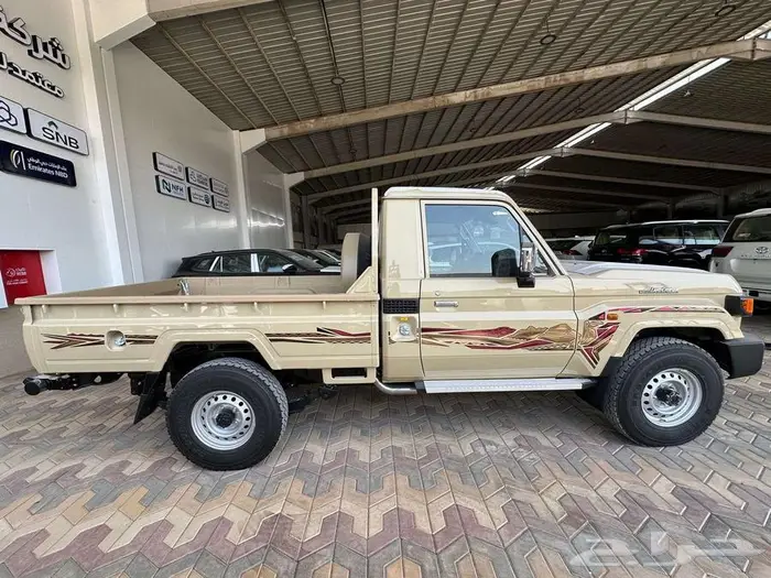 تويوتا شاص 2025 ديزل و بنزين فل كامل رفرف سعودي جديد 12