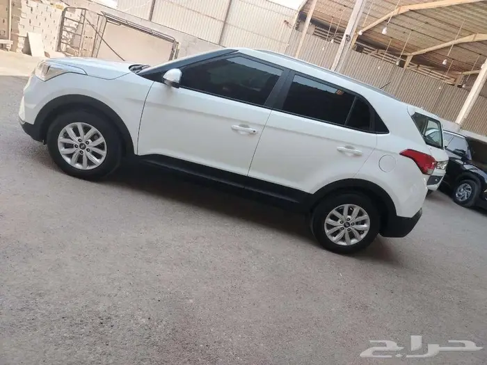 هونداي كريتا 2020 ابيض بودي ومحركات نظيف ب 48.000 ريال 0