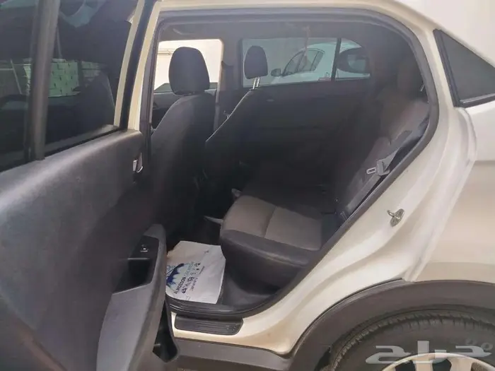 هونداي كريتا 2020 ابيض بودي ومحركات نظيف ب 48.000 ريال 6