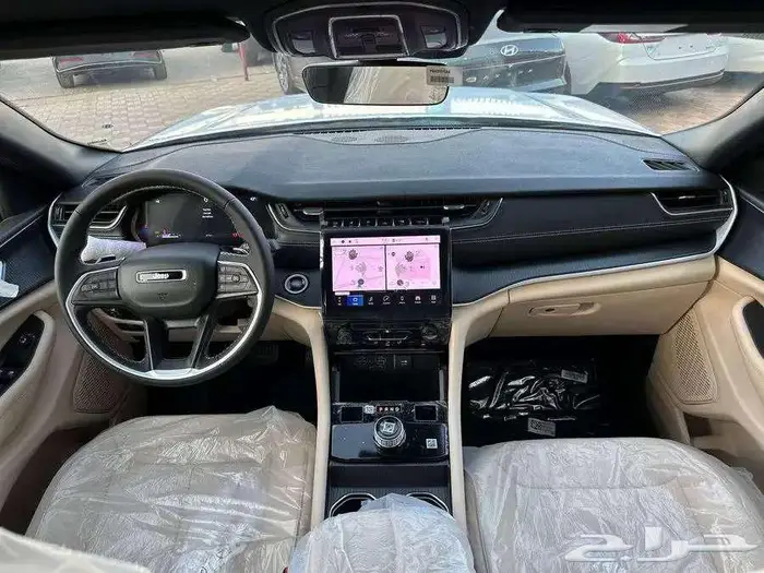 جيب جراند شيروكي لاريدو 2025 كاش او اقساط 6