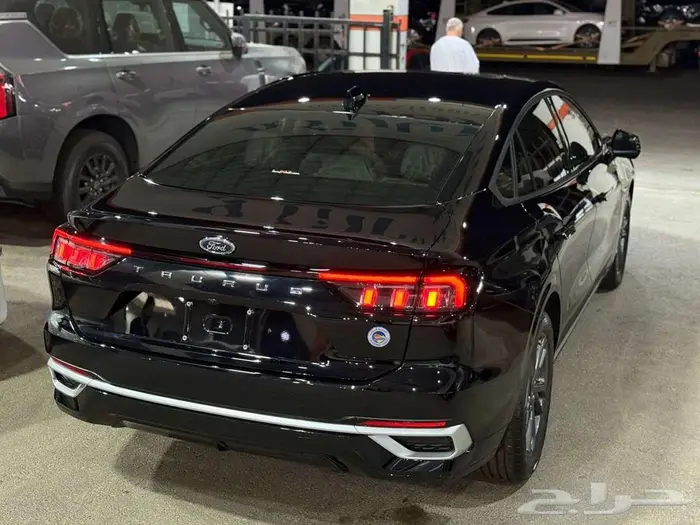 فورد تورس امبيانتي 2.0 2025 كاش او تقسيط. 6