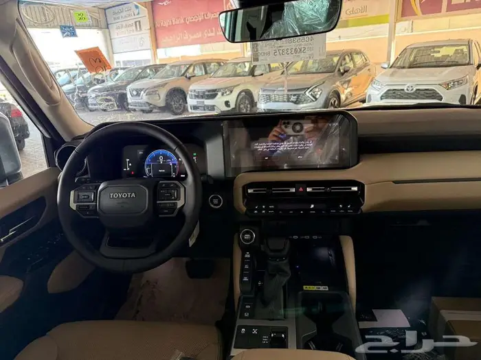 تويوتا برادو TXL3 موديل 2025 بنزين 24