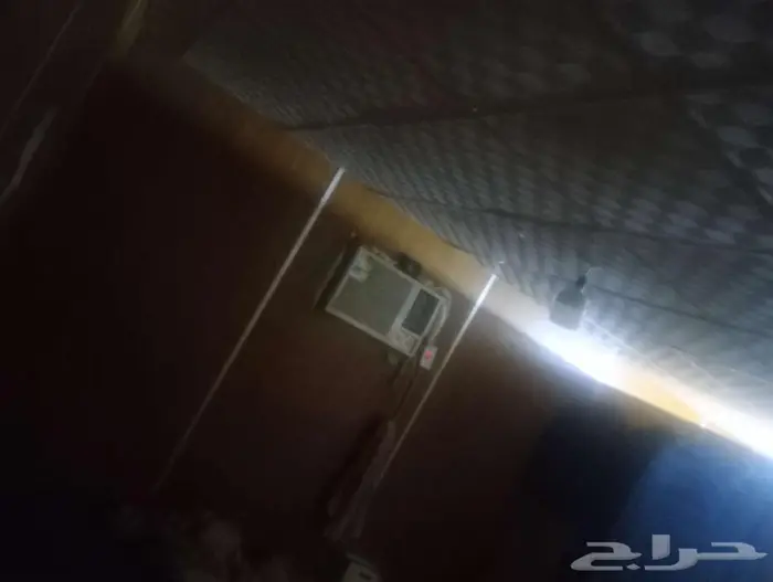 بركس نظيف للبيع مساحة 7 4 0