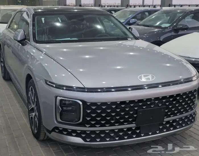هيونداي ازيرا بريميوم 2025 لتمويل البنوك - كاش 9
